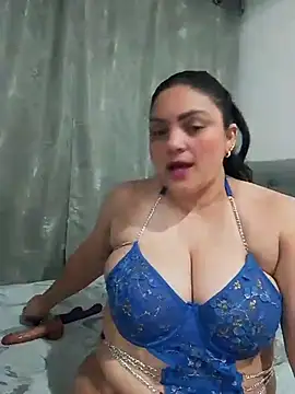 Snapshot of tiffany_Johnson1 chatting on 19, 10, 2025 tiffany Johnson1 online show from 19, 10, 2025