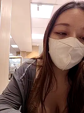 Lovelyanan online show from 2, 10, 2025