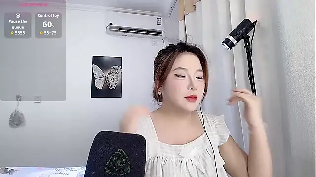 medusanamei online show from 23, 9, 2025