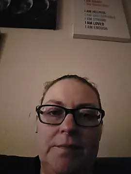 Snapshot of Yamiko42 chatting on 1, 7, 2026 Yamiko42 online show from 1, 7, 2026