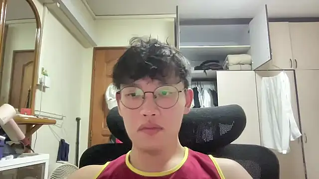 Passionatetwink2 online show from 9, 5, 2026