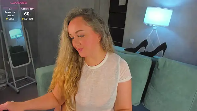 Snapshot of Sky_Kuper chatting on 19, 6, 2026 Sky Kuper online show from 19, 6, 2026