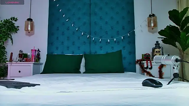 LollyShine online show from 31, 10, 2025