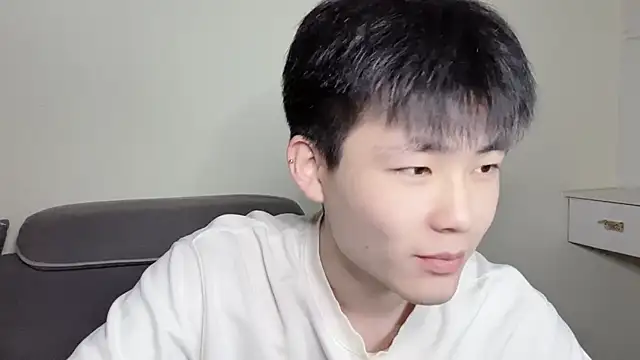 xiaoyang5200 online show from 2, 11, 2025