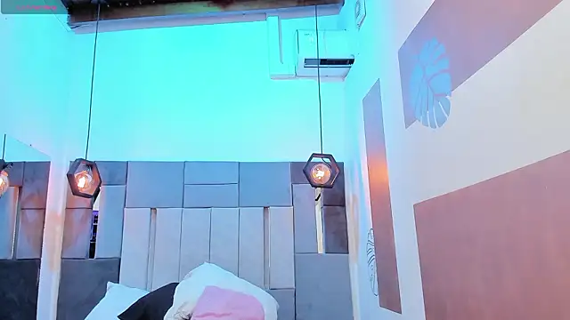 VictoriaDuart online show from 5, 2, 2026