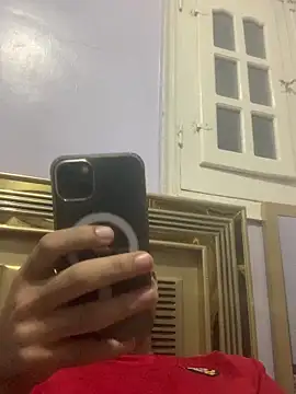 Snapshot of FlungBergenia chatting on 11, 10, 2025 FlungBergenia online show from 11, 10, 2025