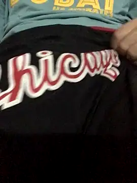 Snapshot of FlungBergenia chatting on 6, 11, 2025 FlungBergenia online show from 6, 11, 2025