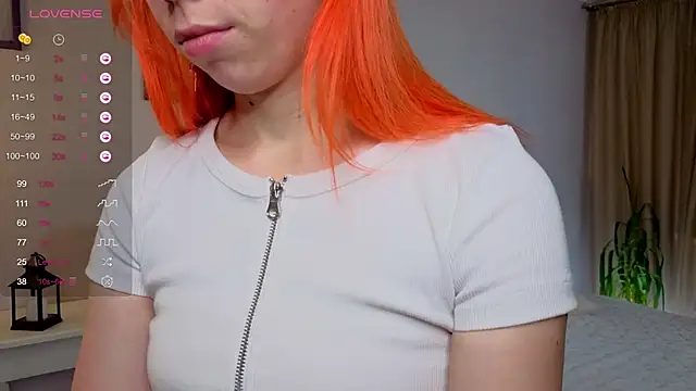 JuliannaWenger online show from 13, 9, 2025