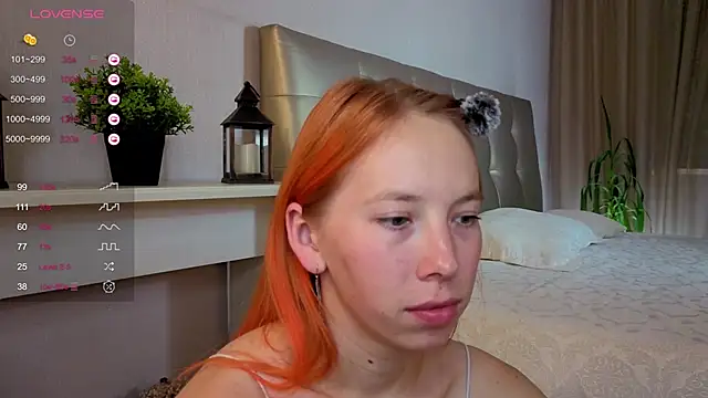 JuliannaWenger online show from 16, 9, 2025