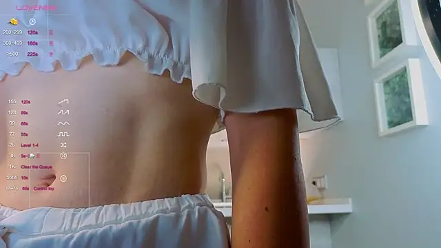 JuliannaWenger online show from 22, 10, 2025