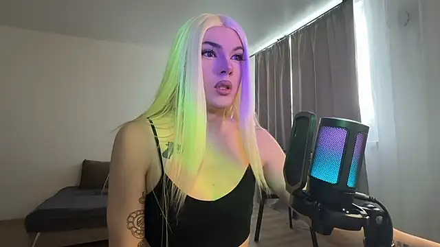 Snapshot of YourTrixie chatting on 21, 3, 2026 YourTrixie online show from 21, 3, 2026