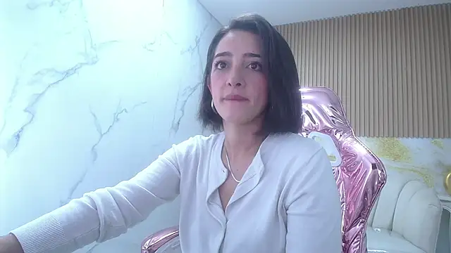 sara lopez s online show from 4, 11, 2025