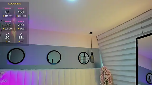 Mila Hank  online show from 17, 12, 2025