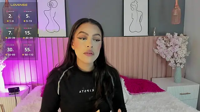 Mila Hank  online show from 17, 2, 2026