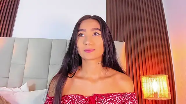 Nicolqueen  online show from 8, 5, 2026