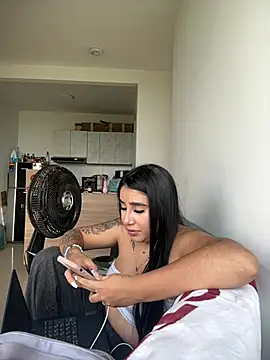 Sophie Dreamss online show from 24, 4, 2026