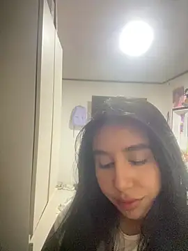 Sophie Dreamss online show from 5, 7, 2026