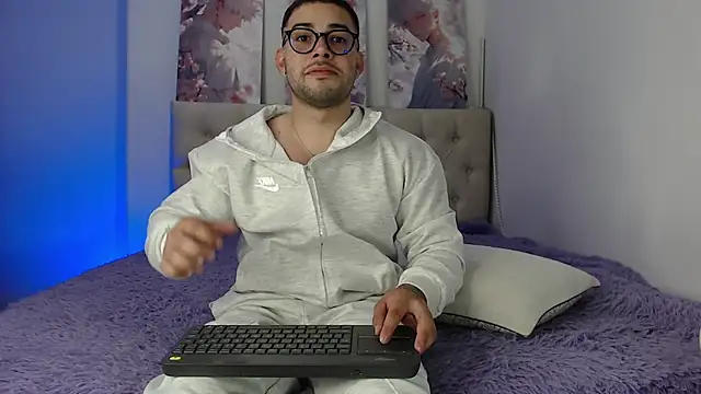 baby mateo online show from 6, 5, 2026
