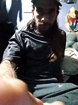 Snapshot of hairy_mannn chatting on 15, 12, 2025 hairy mannn online show from 15, 12, 2025