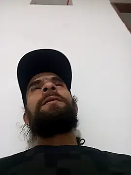 Snapshot of hairy_mannn chatting on 15, 1, 2026 hairy mannn online show from 15, 1, 2026