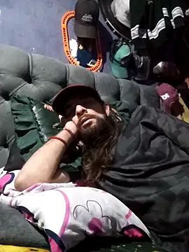 Snapshot of hairy_mannn chatting on 8, 2, 2026 hairy mannn online show from 8, 2, 2026