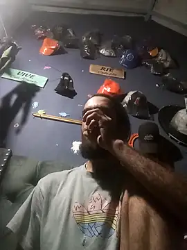 Snapshot of hairy_mannn chatting on 28, 3, 2026 hairy mannn online show from 28, 3, 2026