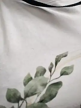 Snapshot of roxyrougee chatting on 31, 10, 2025 roxyrougee online show from 31, 10, 2025