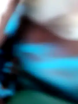 Snapshot of roxyrougee chatting on 24, 11, 2025 roxyrougee online show from 24, 11, 2025