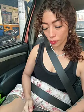 Snapshot of roxyrougee chatting on 9, 1, 2026 roxyrougee online show from 9, 1, 2026