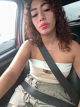 Snapshot of roxyrougee chatting on 11, 1, 2026 roxyrougee online show from 11, 1, 2026