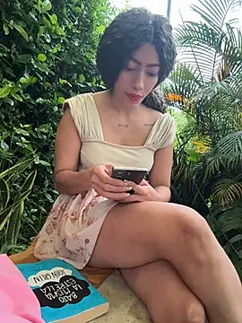 roxyrougee online show from 1, 7, 2026
