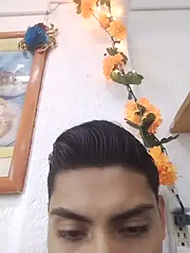 Snapshot of aispuro8505 chatting on 15, 10, 2025 aispuro8505 online show from 15, 10, 2025