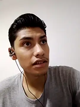 Snapshot of aispuro8505 chatting on 1, 12, 2025 aispuro8505 online show from 1, 12, 2025