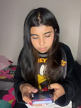 DianeSuns  online show from 6, 5, 2026