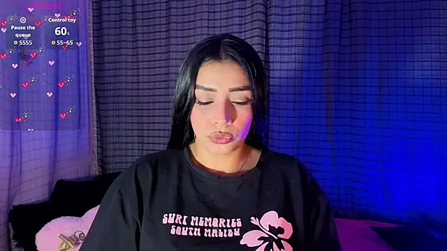 Kayleemorales online show from 15, 10, 2025