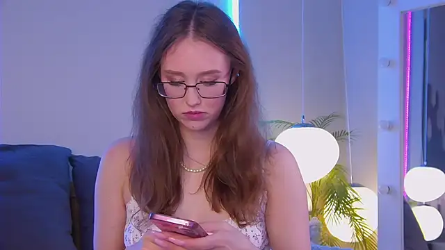 -VivienRay- online show from 20, 4, 2026