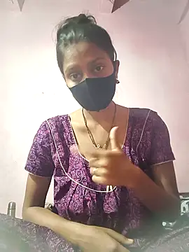 Snapshot of posewith chatting on 14, 10, 2025 posewith online show from 14, 10, 2025