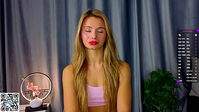 NaughtySeraphine online show from 7, 2, 2026