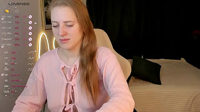 Snapshot of Alice_Cire chatting on 20, 2, 2026 Alice Cire online show from 20, 2, 2026