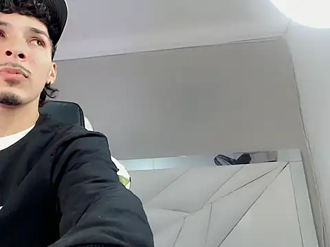 Snapshot of yankees_ chatting on 15, 11, 2025 yankees online show from 15, 11, 2025