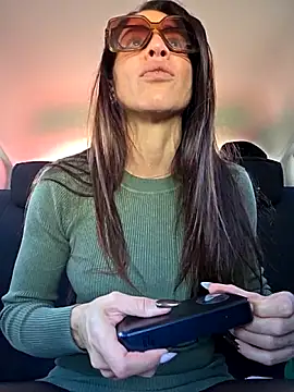 sexy7883 online show from 9, 11, 2025