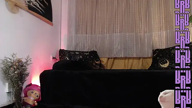 Ellyuwuw online show from 6, 5, 2026