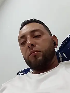 Snapshot of angelitocalientico chatting on 17, 5, 2026 angelitocalientico online show from 17, 5, 2026