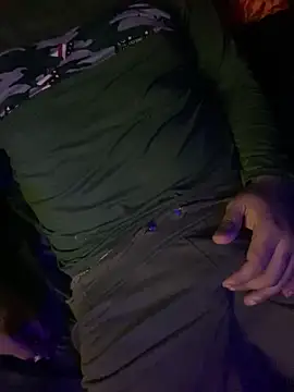 Snapshot of johnboones10 chatting on 30, 10, 2025 johnboones10 online show from 30, 10, 2025