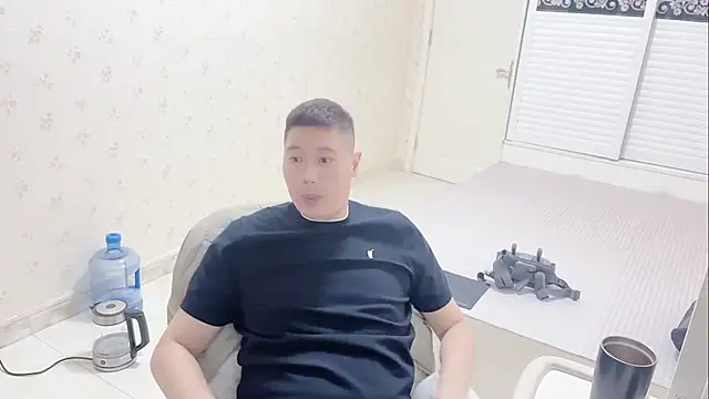 Snapshot of Buryerry-B chatting on 14, 11, 2025 Buryerry-B online show from 14, 11, 2025