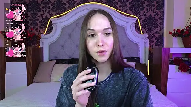 Angeel Kate online show from 4, 2, 2026