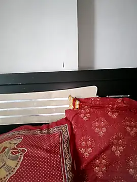 Deepa Sharma143 online show from 6, 10, 2025