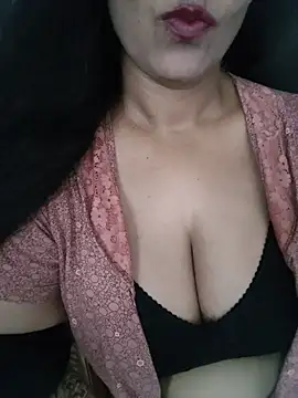Deepa Sharma143 online show from 15, 5, 2026