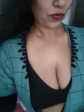 Deepa Sharma143 online show from 20, 6, 2026