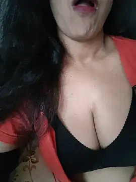 Deepa Sharma143 online show from 21, 6, 2026
